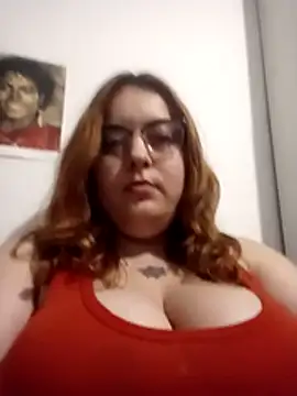 Snapshot of LilithUmbra chatting on 12/16/25, 09:09 LilithUmbra online show from 12/16/25, 09:09