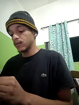 Snapshot of Annnyxvinni chatting on 12/15/25, 06:17 Annnyxvinni online show from 12/15/25, 06:17