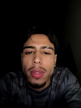 Snapshot of zorco_model chatting on 12/15/25, 01:54 zorco model online show from 12/15/25, 01:54