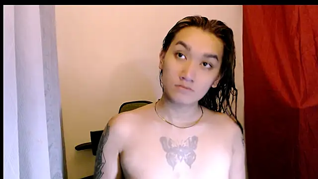 Snapshot of lil_cummer69 chatting on 06/02/26, 02:08 lil cummer69 online show from 06/02/26, 02:08
