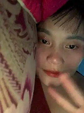 Snapshot of succuba-ba chatting on 12/15/25, 06:17 succuba-ba online show from 12/15/25, 06:17