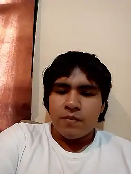 Snapshot of Thomy2937 chatting on 01/13/26, 08:25 Thomy2937 online show from 01/13/26, 08:25