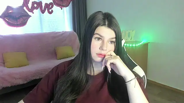 KisaModel online show from 04/23/26, 01:18