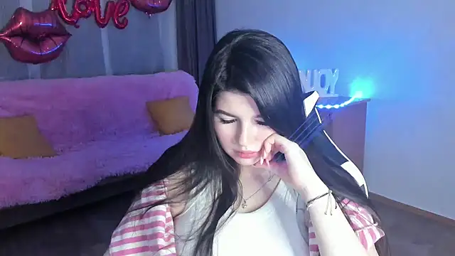 KisaModel online show from 04/23/26, 02:30