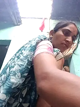 Snapshot of Chayna_singh chatting on 06/11/26, 12:43 Chayna singh online show from 06/11/26, 12:43