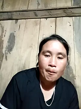 Snapshot of -myaa- chatting on 12/14/25, 11:15 -myaa- online show from 12/14/25, 11:15