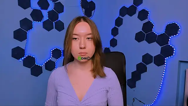 Snapshot of kimiko_shine chatting on 12/20/25, 10:11 kimiko shine online show from 12/20/25, 10:11