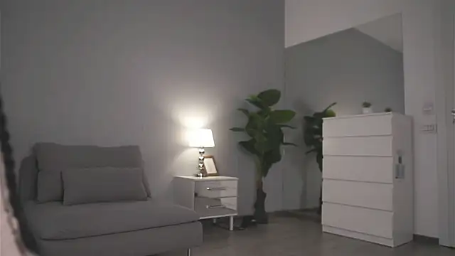 ValexieLux online show from 04/22/26, 10:17