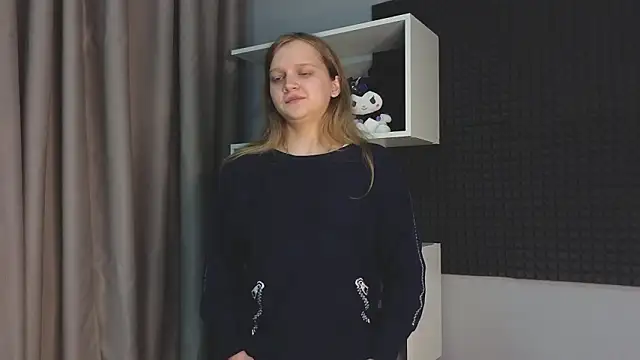 Snapshot of HazeElariel chatting on 03/16/26, 02:43 HazeElariel online show from 03/16/26, 02:43