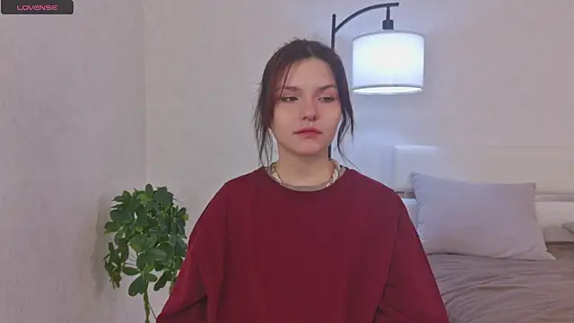 NyraVesperis online show from 04/20/26, 06:16
