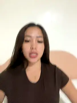 Serena reinaa online show from 12/21/25, 01:18