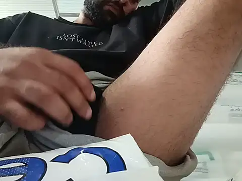 liakos44 online show from 07/28/26, 12:01