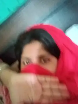 Snapshot of Cuple_masti72 chatting on 06/08/26, 03:29 Cuple masti72 online show from 06/08/26, 03:29