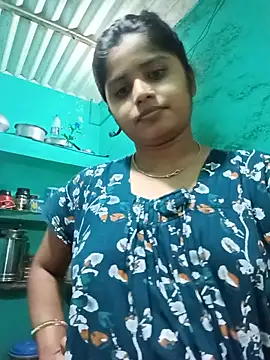 Snapshot of Cuple_masti72 chatting on 06/22/26, 01:40 Cuple masti72 online show from 06/22/26, 01:40