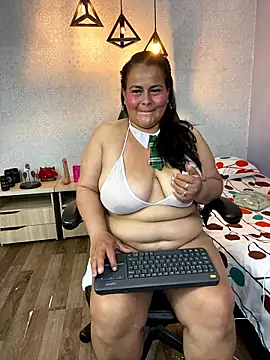 Snapshot of SayMarLuna chatting on 01/07/26, 10:12 SayMarLuna online show from 01/07/26, 10:12