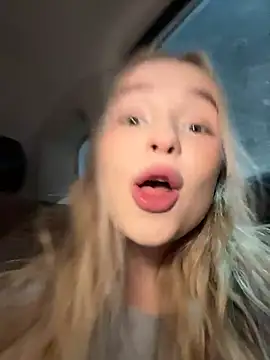 -teenytiny- online show from 02/03/26, 04:45