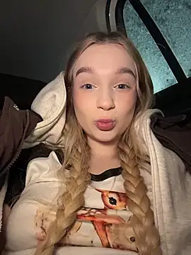 -teenytiny- online show from 02/05/26, 04:55