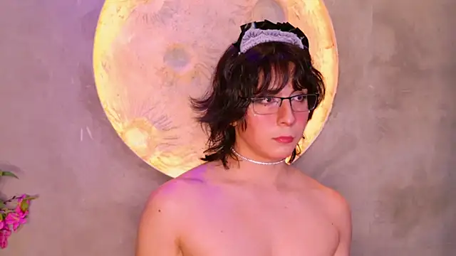 Shelly bat online show from 03/11/26, 10:05