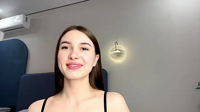 SepiahLune online show from 03/20/26, 08:08