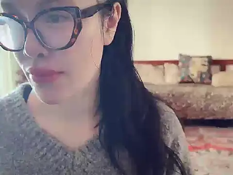 Aisha-AA online show from 12/18/25, 07:36