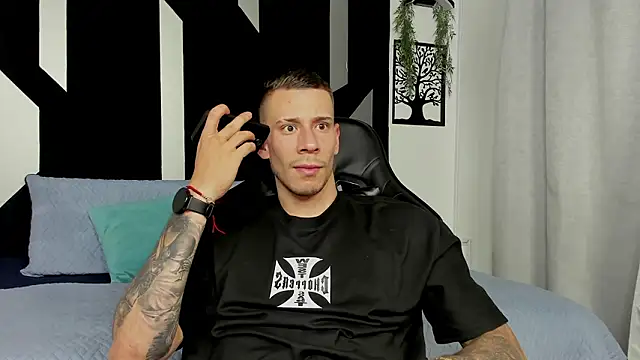 J king   online show from 02/05/26, 10:58