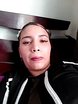 liliymike19 online show from 02/14/26, 07:32