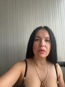 MeganBlueq online show from 02/04/26, 09:37