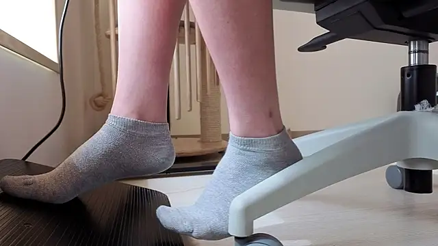 Feetbeth online show from 02/18/26, 07:21