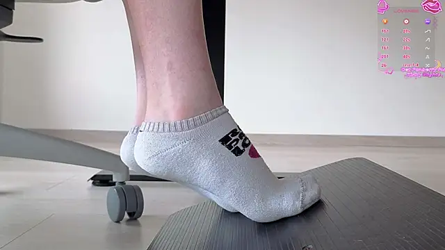 Feetbeth online show from 04/14/26, 08:15