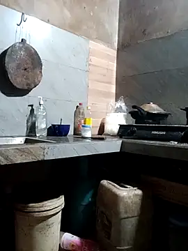 little-effy online show from 03/06/26, 10:39