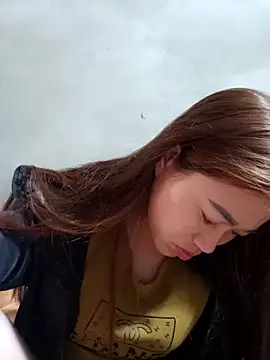 little-effy online show from 04/03/26, 12:08