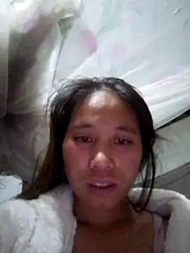 Snapshot of jikey- chatting on 12/15/25, 10:03 jikey- online show from 12/15/25, 10:03