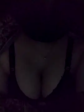 nosrat014 online show from 12/18/25, 06:03