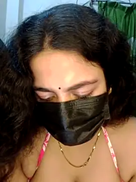 Snapshot of nosrat014 chatting on 05/01/26, 10:47 nosrat014 online show from 05/01/26, 10:47