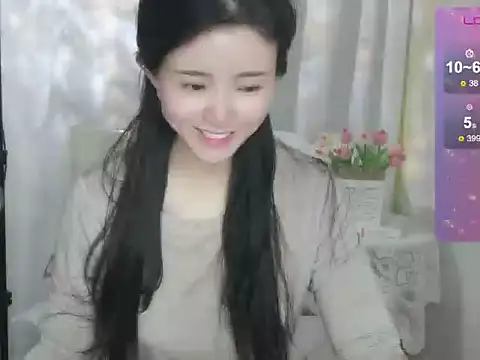 Snapshot of Fish_136 chatting on 12/22/25, 03:03 Fish 136 online show from 12/22/25, 03:03