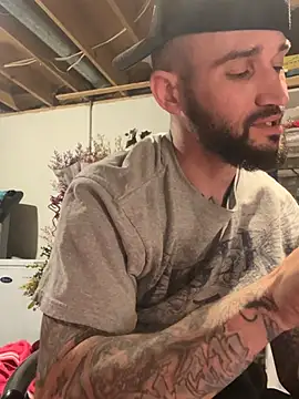 kingNQueen1211 online show from 04/17/26, 06:38