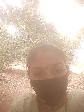 Laxmi9090 online show from 04/30/26, 08:31