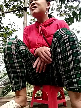 Seductive slut online show from 12/14/25, 02:39