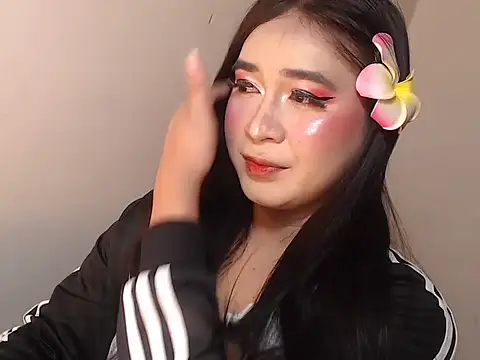 camelastarsairo online show from 04/12/26, 10:26