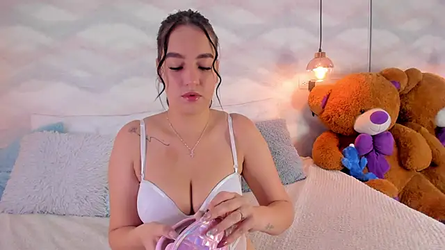 jazlin angels1 online show from 01/15/26, 05:49