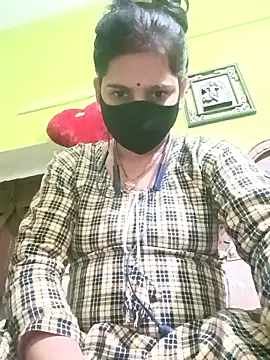 Lali-laila online show from 12/14/25, 05:18