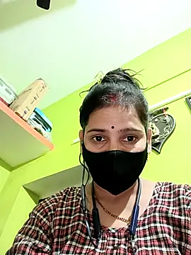 Lali-laila online show from 12/15/25, 05:06