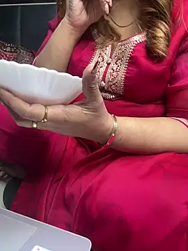 butterflyslay online show from 02/02/26, 04:17