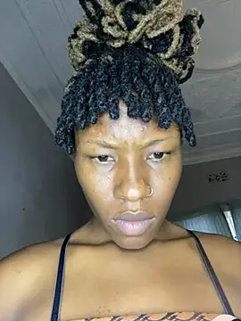 Snapshot of Merveiller chatting on 04/07/26, 03:34 Merveiller online show from 04/07/26, 03:34