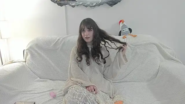 Moni mira online show from 12/14/25, 05:18