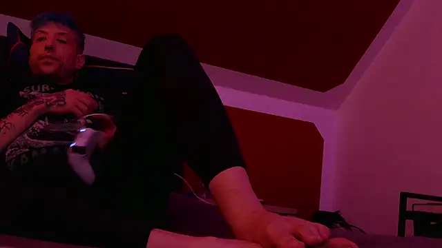 AskAveryAnything online show from 04/22/26, 08:10