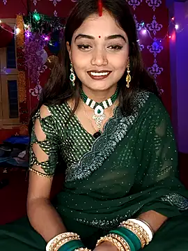 Sweet-priyaa online show from 04/22/26, 02:58