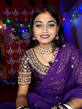 Sweet-priyaa online show from 04/23/26, 04:42