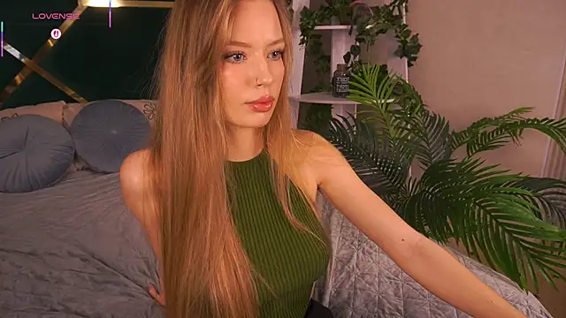 MollyyMayy online show from 03/06/26, 03:19