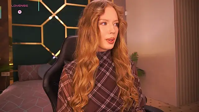 MollyyMayy online show from 03/25/26, 04:13